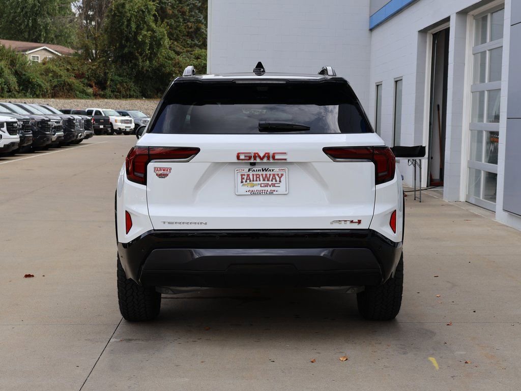 New 2026 GMC Terrain AT4 w/ Technology Package II image 9