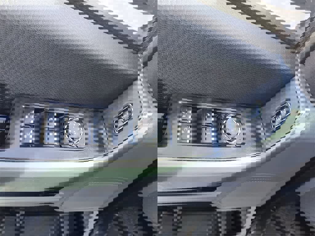 Used 2023 Ford F150 XLT w/ Trailer Tow Package image 13