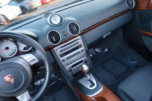 Used 2005 Porsche Boxster S image 32