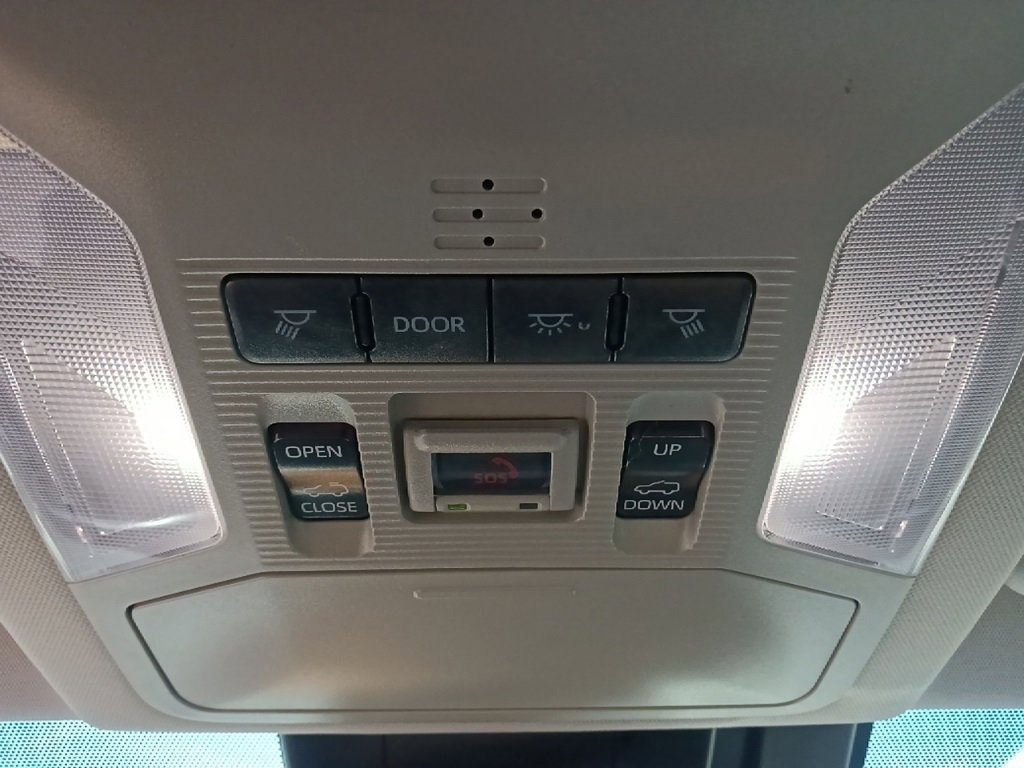 Used 2024 Toyota RAV4 Limited image 24