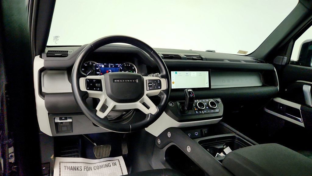 Used 2023 Land Rover Defender 110 X-Dynamic SE AWD/4WD image 13