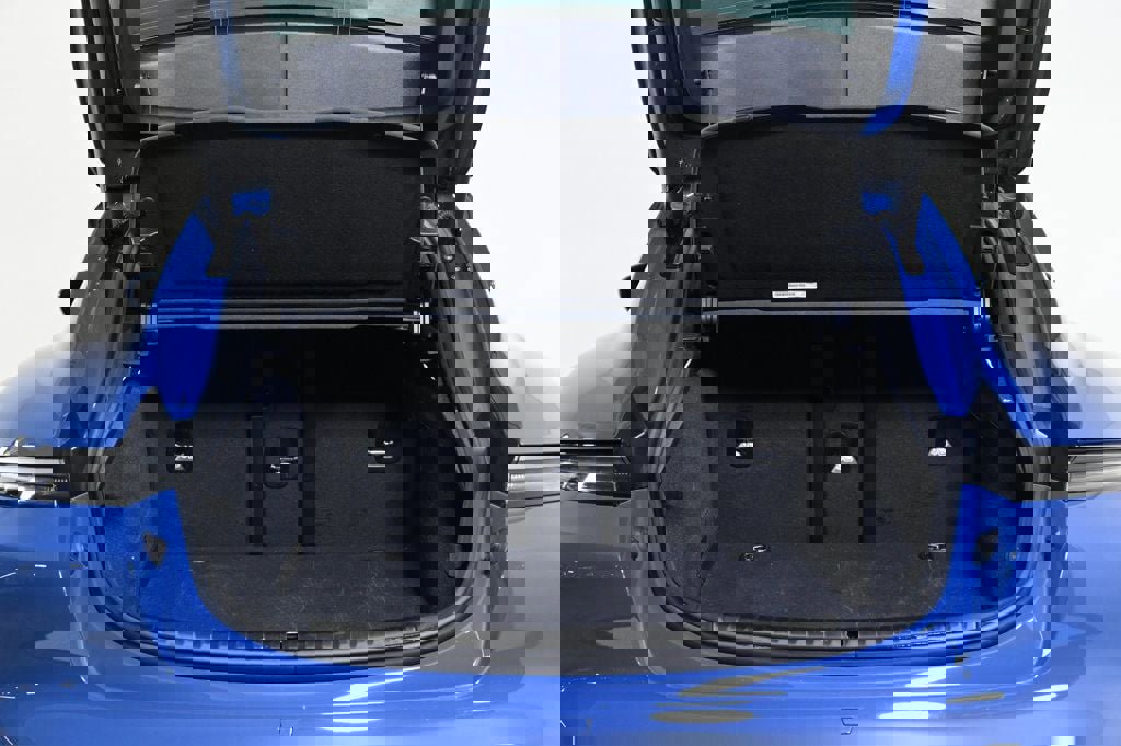 Certified 2025 Porsche Taycan 4 Cross Turismo image 26