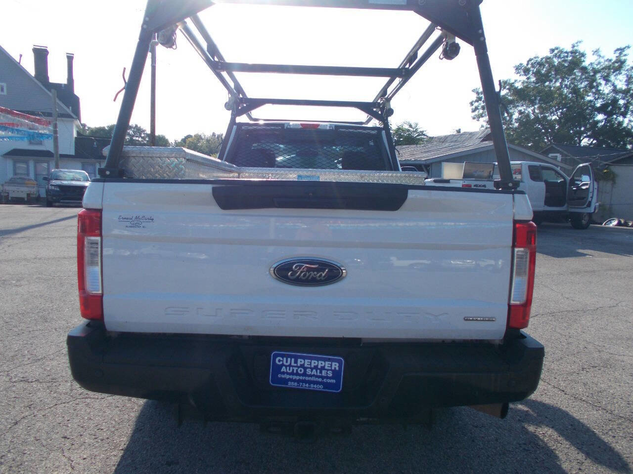 Used 2018 Ford F250 XL w/ Power Equipment Group image 4