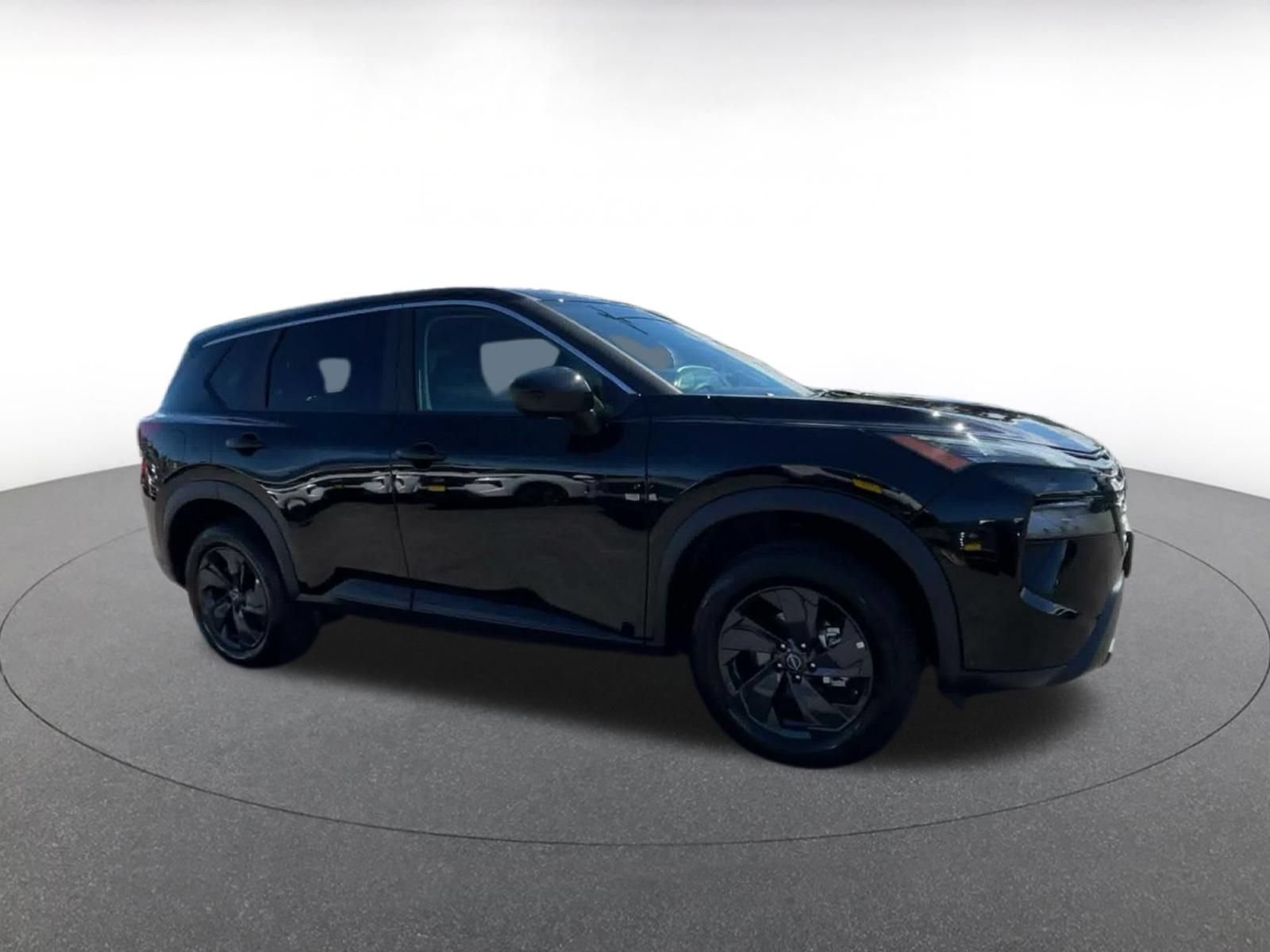 Used 2026 Nissan Rogue SV AWD/4WD image 2
