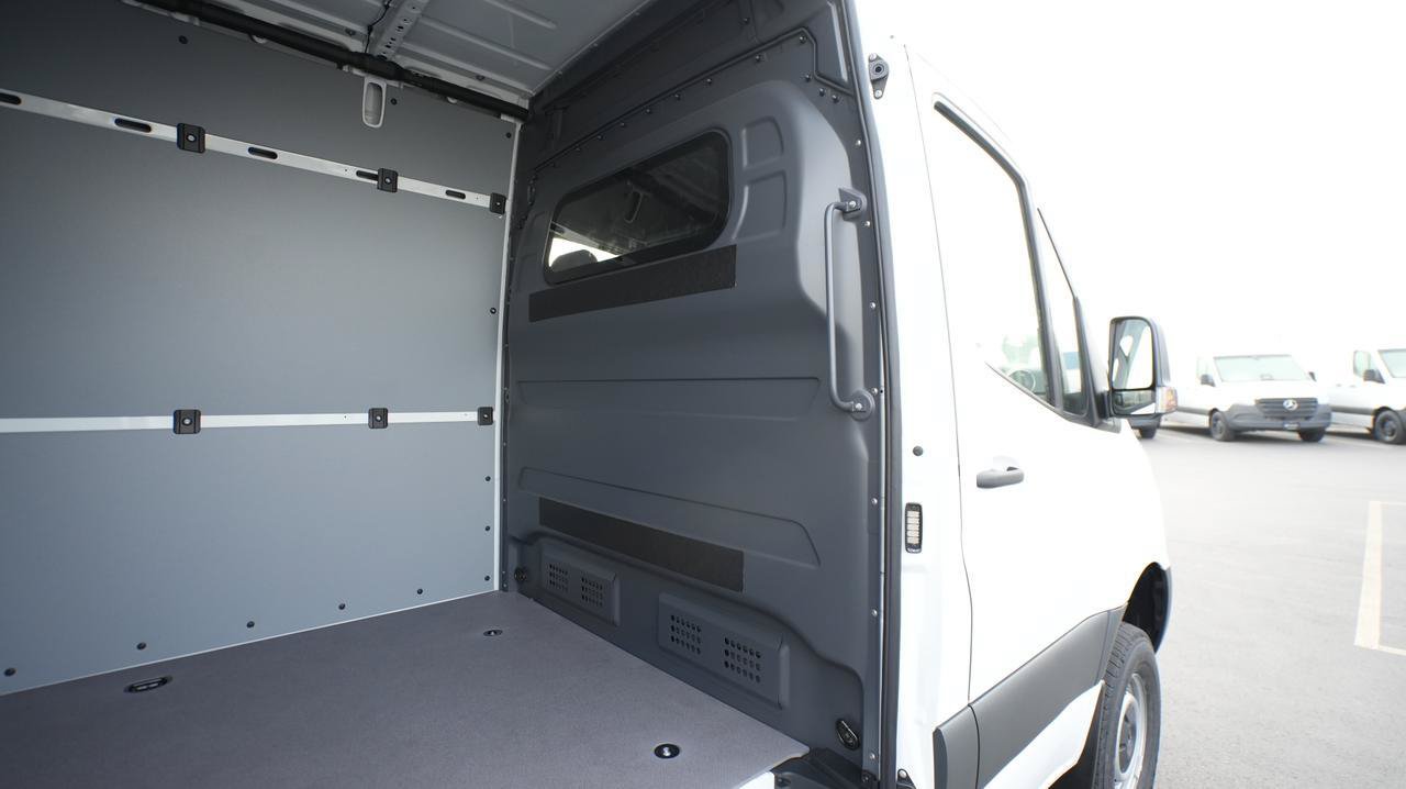 New 2026 Mercedes-Benz Sprinter 2500 image 9