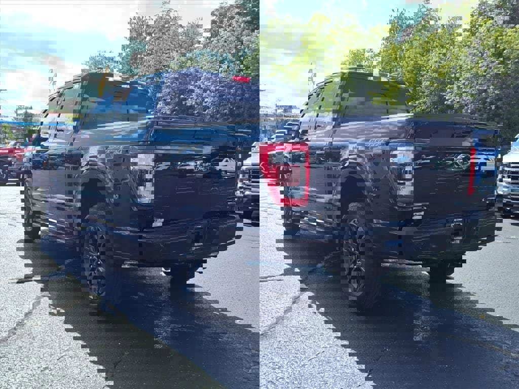 Certified 2022 Ford F150 Lariat w/ Equipment Group 502A High image 18