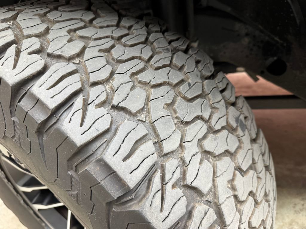 Used 2024 Jeep Wrangler Unlimited Rubicon image 30