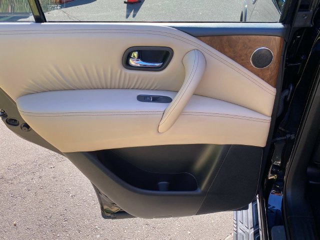 Used 2023 Nissan Armada SL w/ Captain's Chairs Package RWD image 11