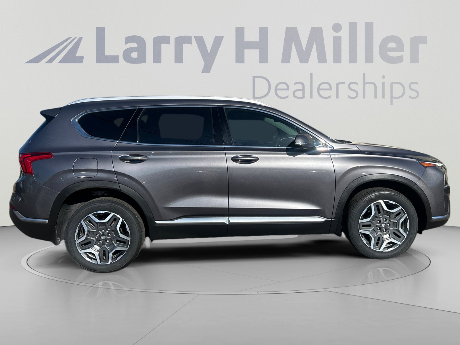 Certified 2023 Hyundai Santa Fe Limited AWD/4WD image 7