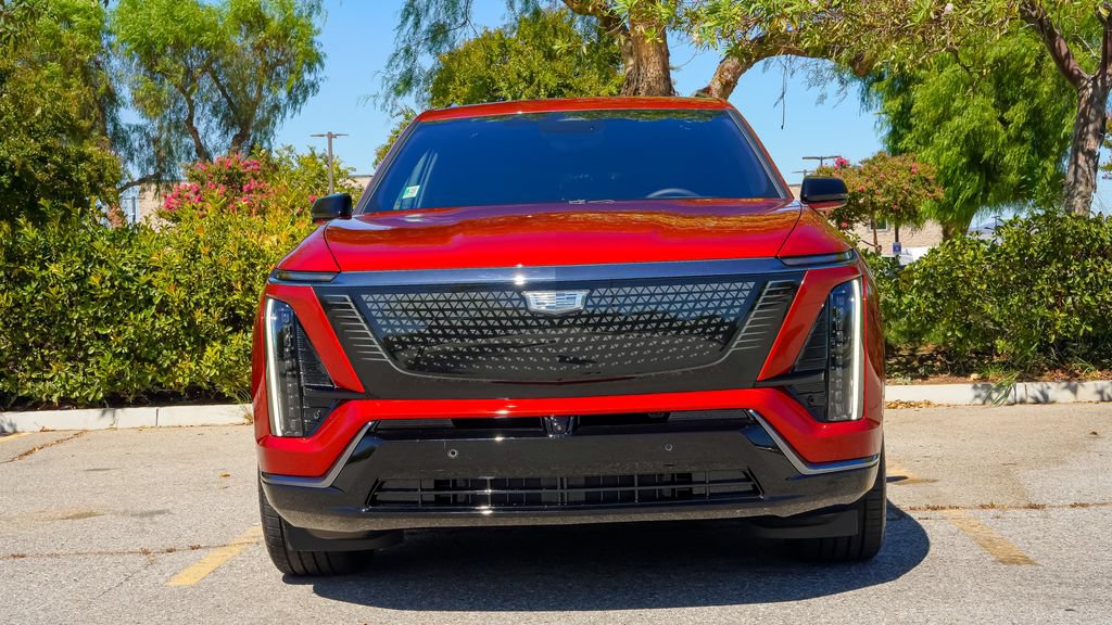 Used 2026 Cadillac Vistiq Sport AWD/4WD image 4