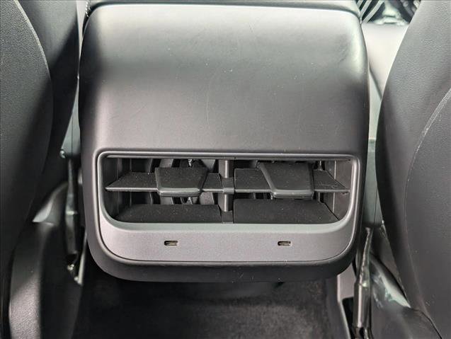 Used 2023 Tesla Model Y Long Range image 17