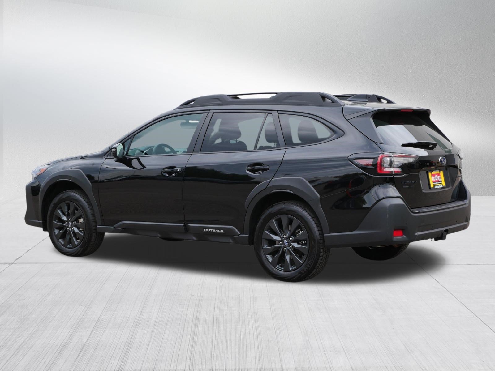 Used 2024 Subaru Outback Onyx Edition AWD/4WD image 5