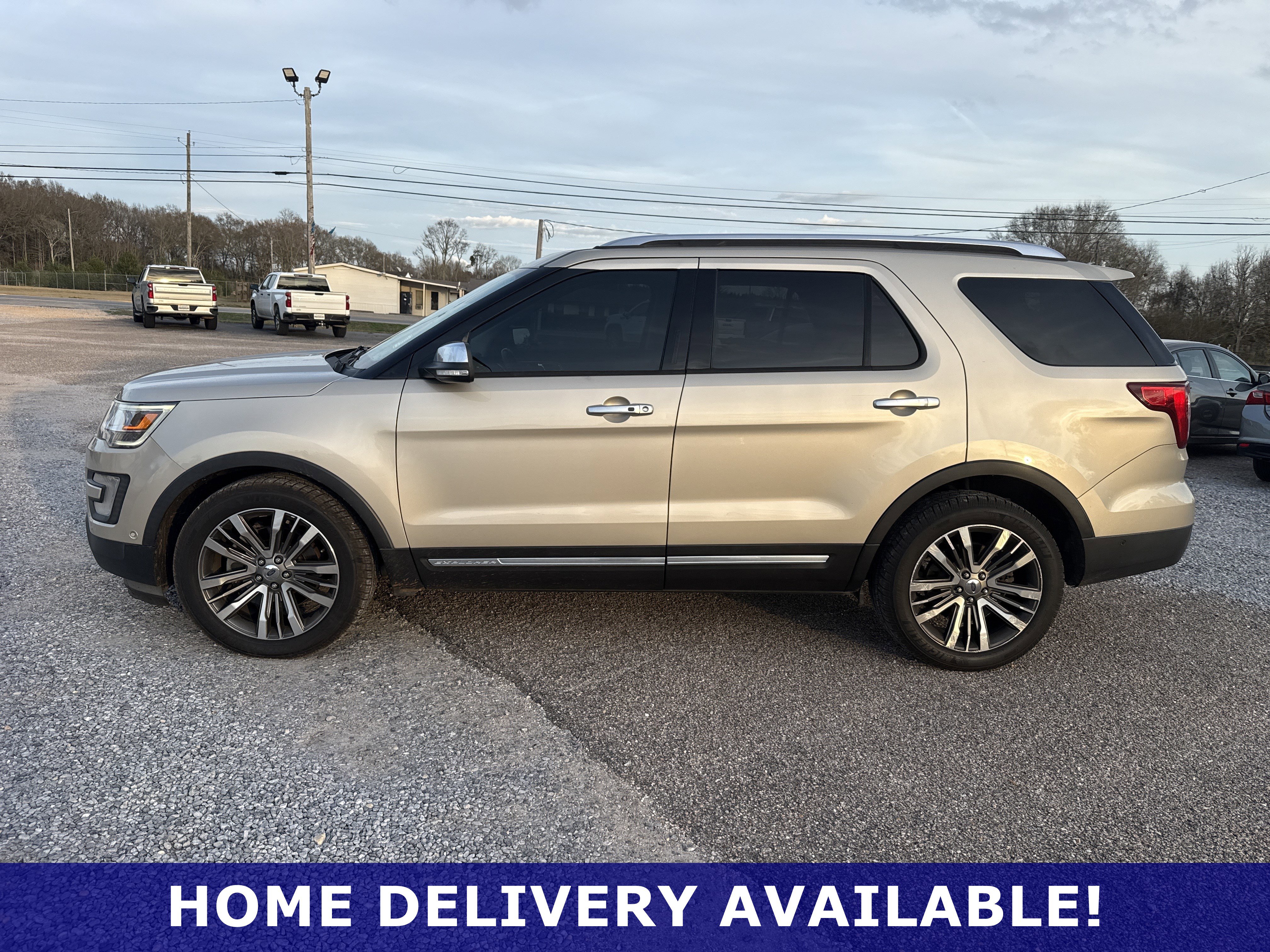 Used 2017 Ford Explorer Platinum image 10