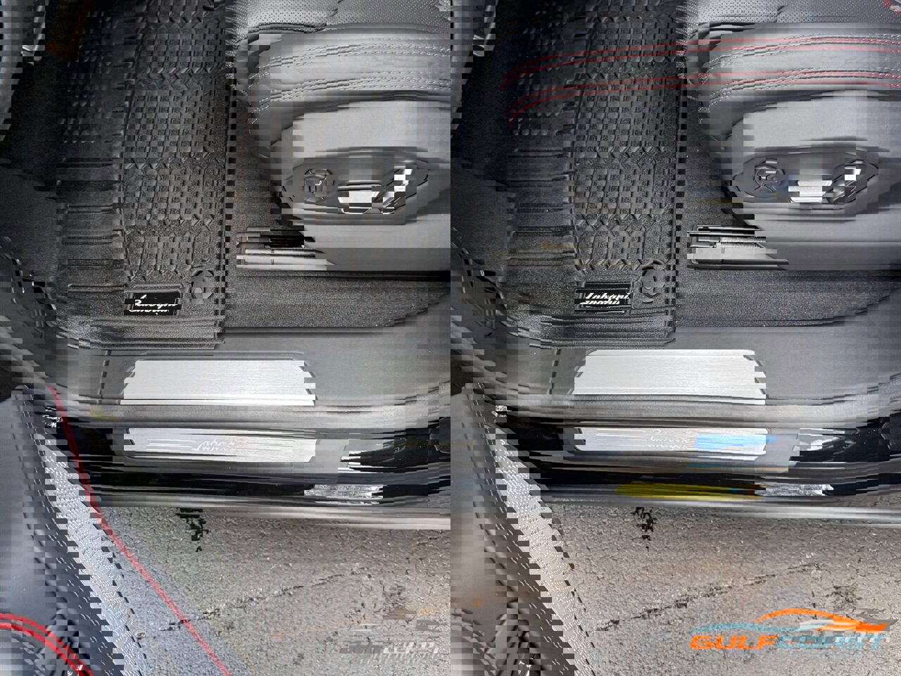 Used 2024 Lamborghini Urus S image 29