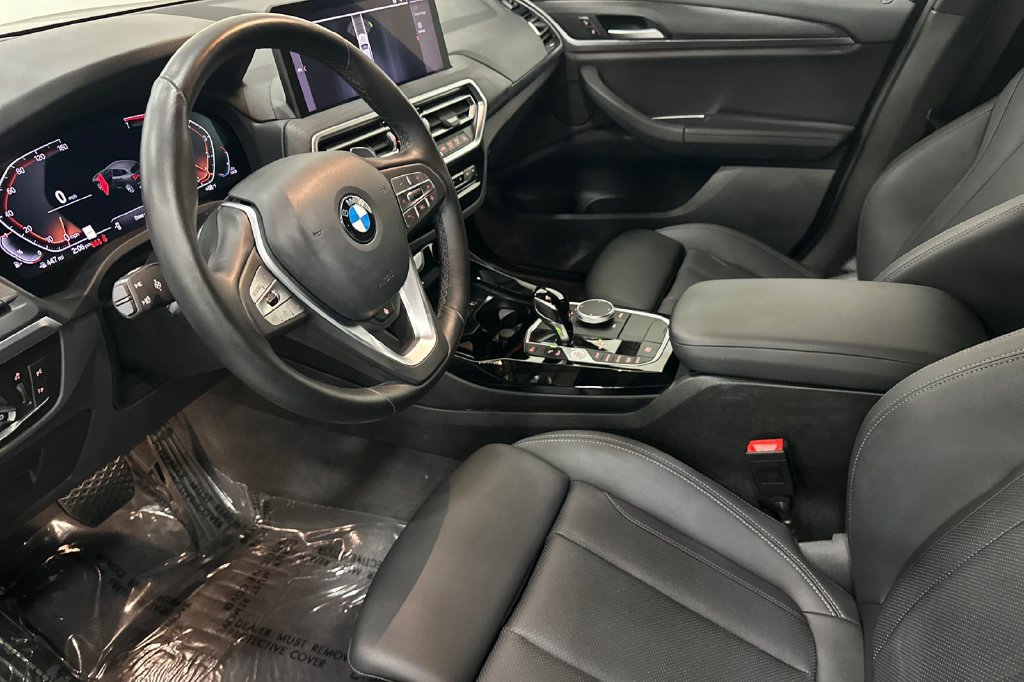 Used 2024 BMW X3 xDrive30i w/ Premium Package w/ZPA AWD/4WD image 10