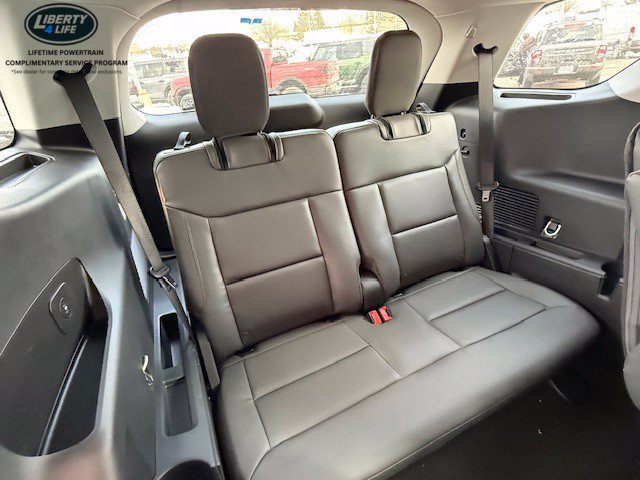 New 2026 Ford Explorer Active w/ Active Comfort Package AWD/4WD image 14