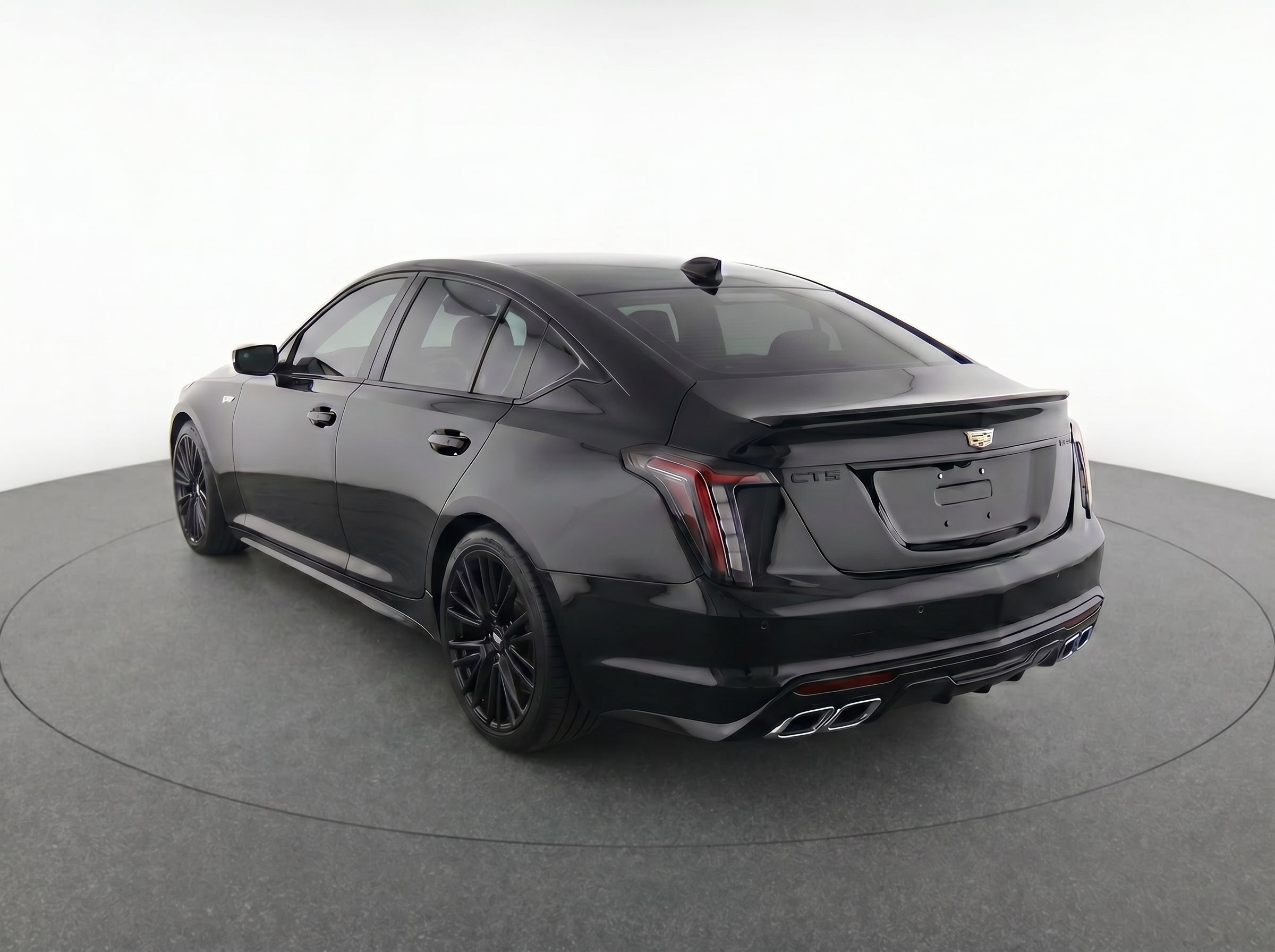 Used 2024 Cadillac CT5 V w/ Platinum Package RWD image 3