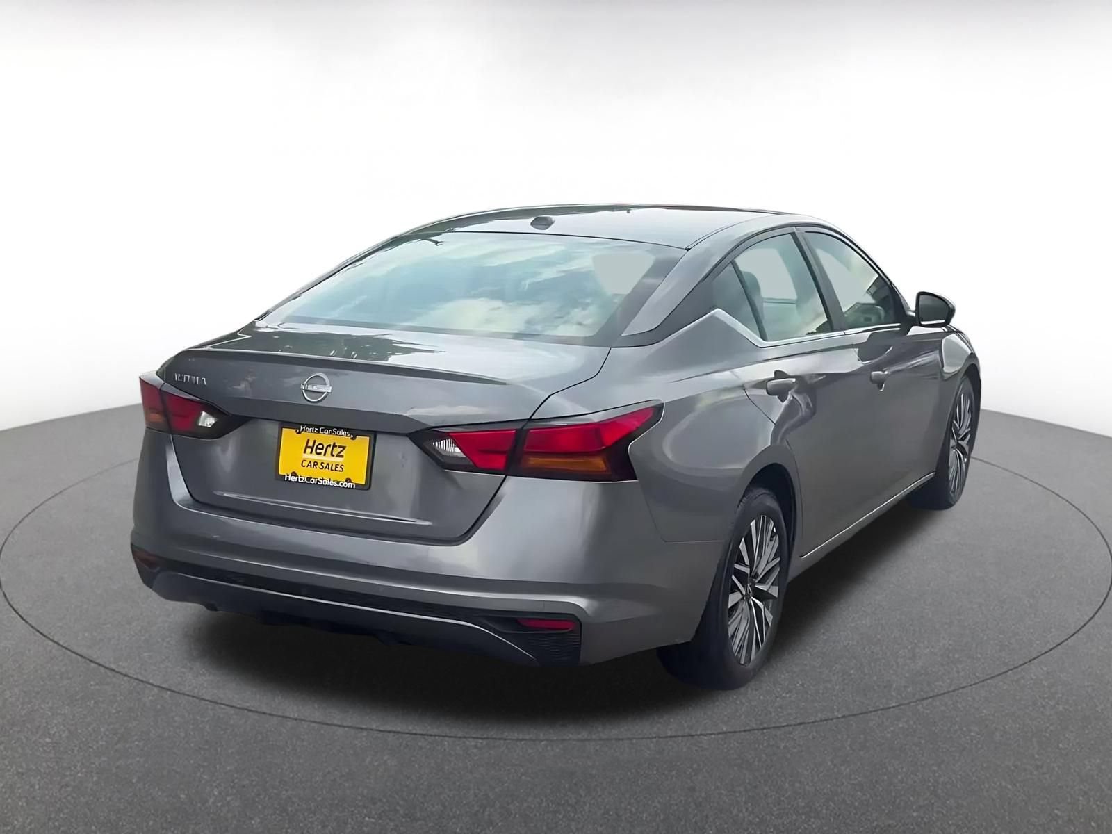 Used 2026 Nissan Altima 2.5 SV FWD image 11