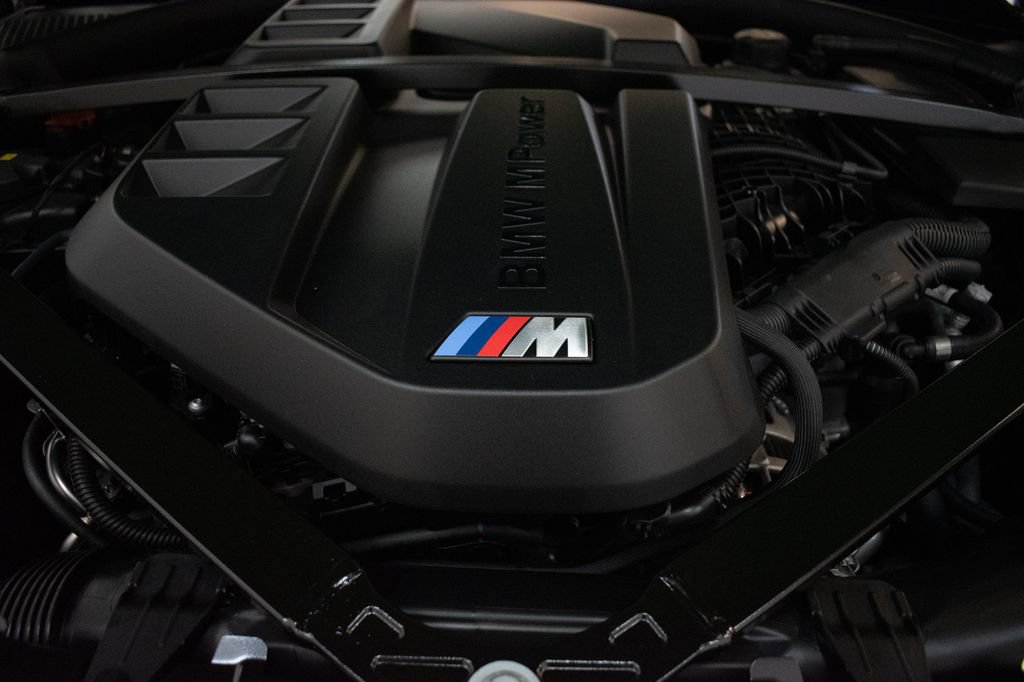 New 2027 BMW M4 Coupe w/ Executive Package RWD image 11