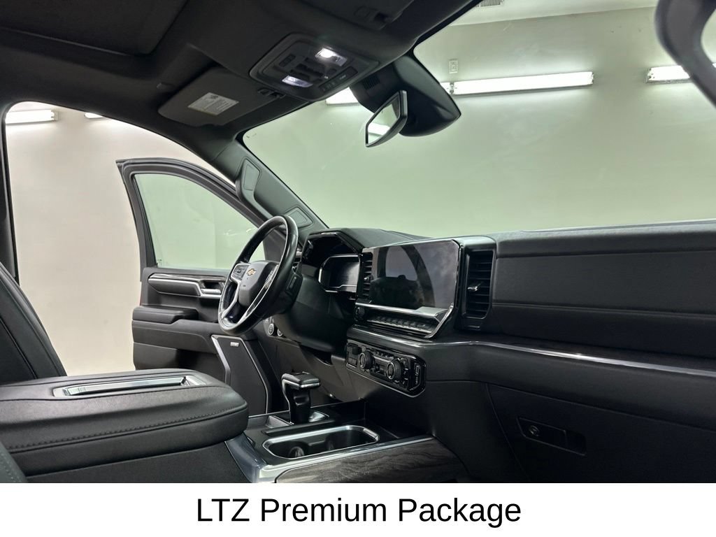 Used 2022 Chevrolet Silverado 1500 LTZ w/ LTZ Premium Package AWD/4WD image 21