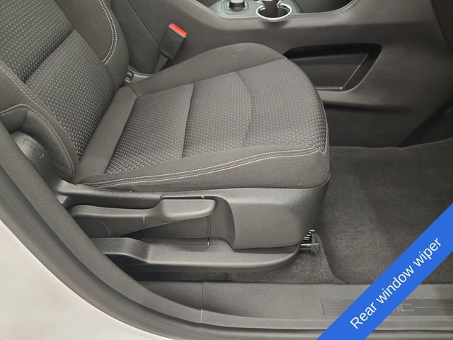 Used 2024 GMC Terrain SLE FWD image 10