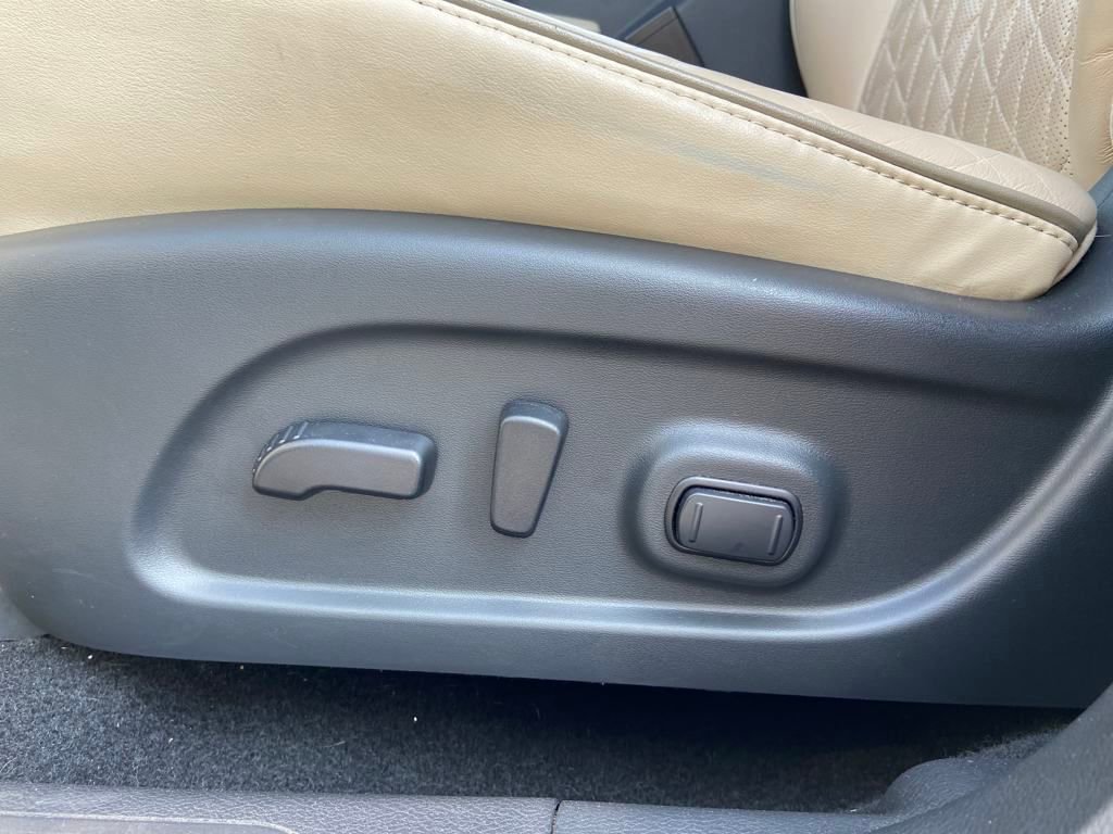 Used 2020 Nissan Murano Platinum image 12