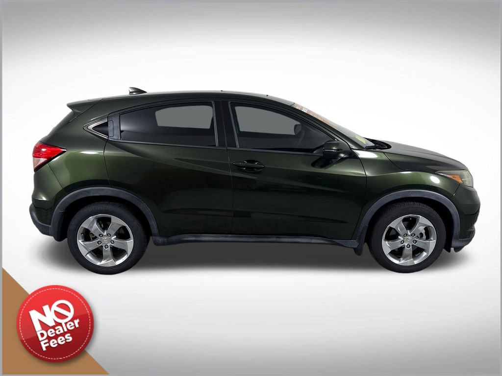 Used 2017 Honda HR-V EX image 2