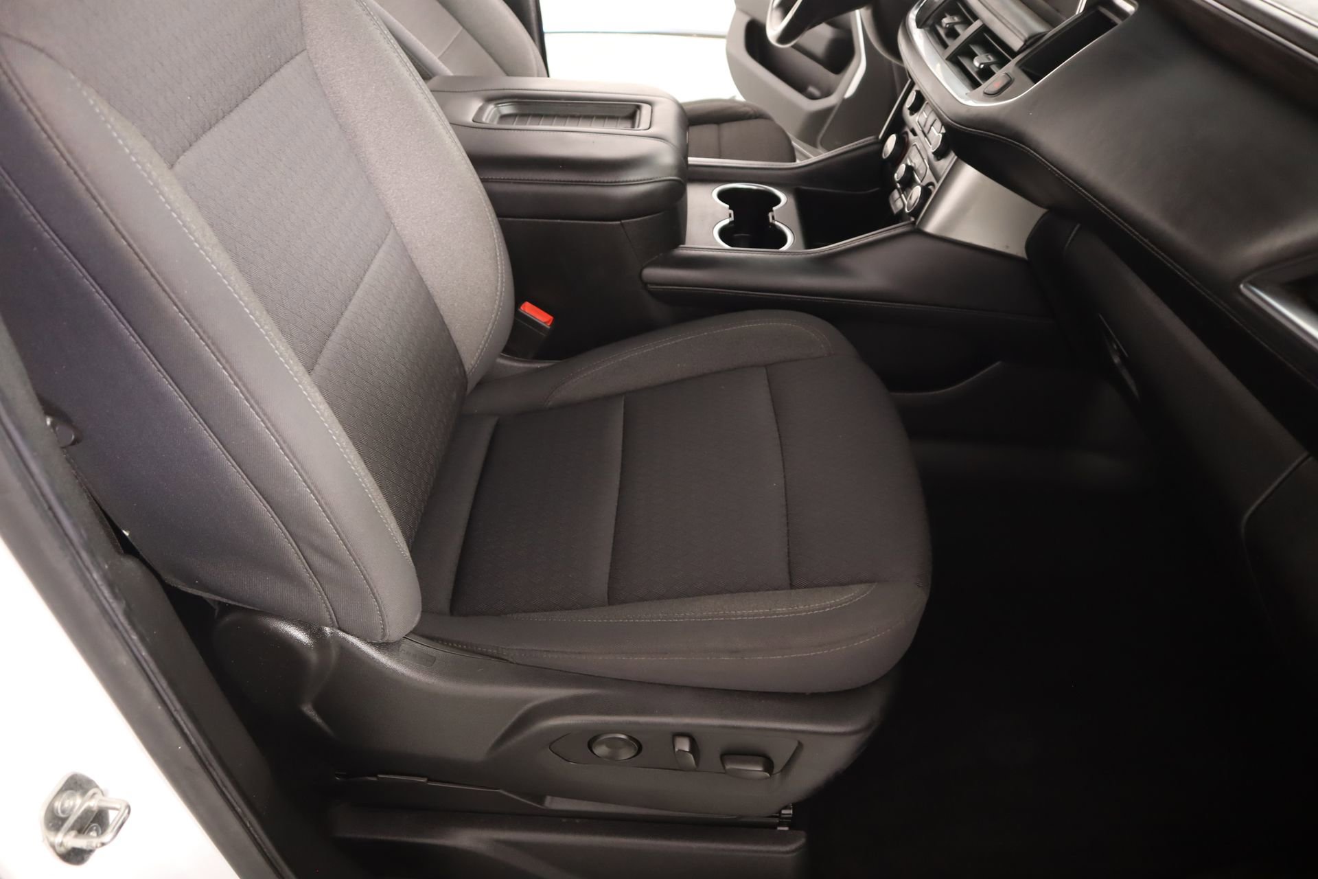 Used 2021 Chevrolet Tahoe LS image 14