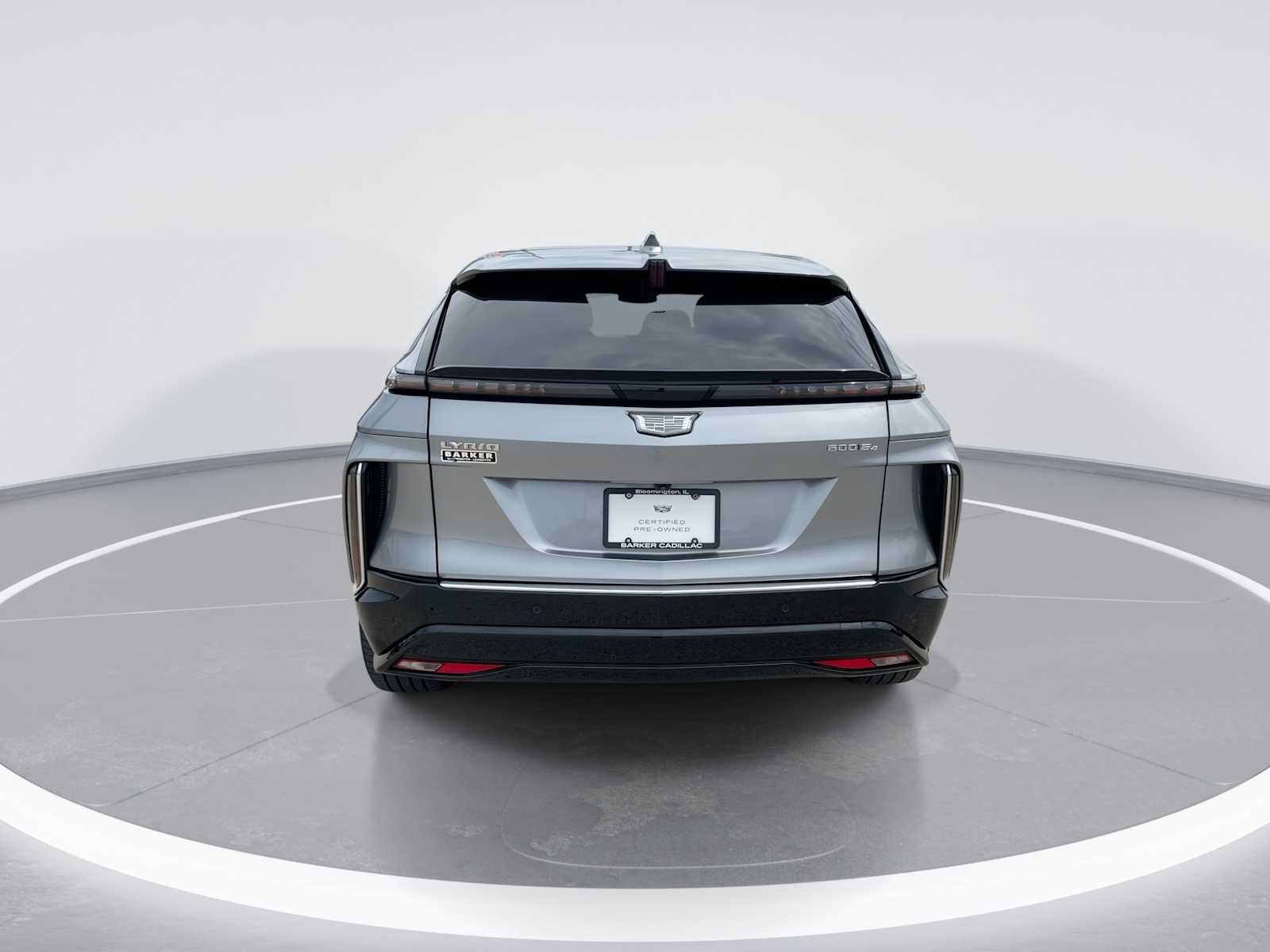Certified 2024 Cadillac Lyriq Luxury AWD/4WD image 8