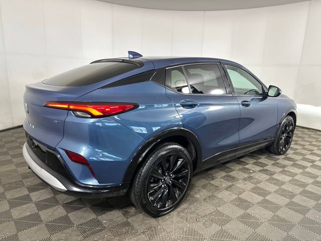 Used 2024 Buick Envista Sport Touring w/ Convenience I Package image 3