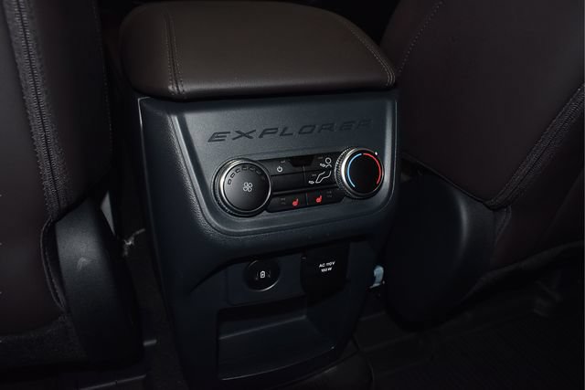 Used 2026 Ford Explorer Platinum AWD/4WD image 24