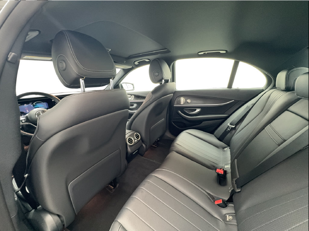 Used 2023 Mercedes-Benz E 350 Sedan image 25