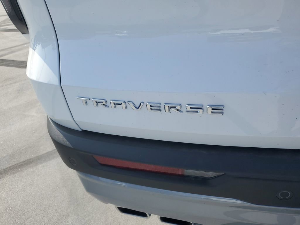 New 2026 Chevrolet Traverse LT w/ Driver Confidence Package image 5