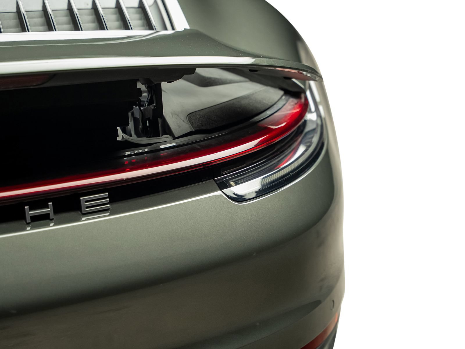 Used 2020 Porsche 911 Carrera RWD image 13