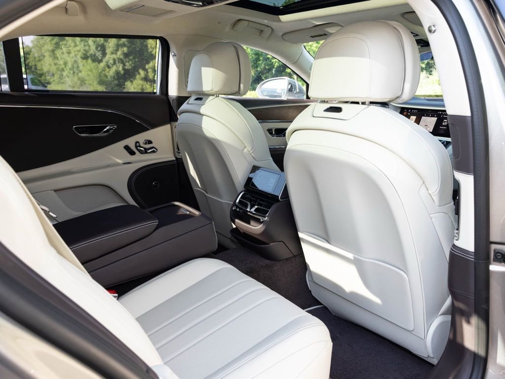 New 2026 Bentley Flying Spur Plug-In Hybrid AWD/4WD image 69