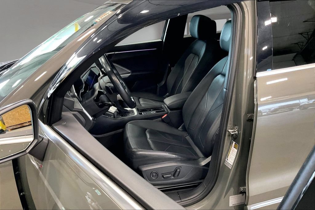 Used 2021 Audi Q3 2.0T Premium Plus AWD/4WD image 22
