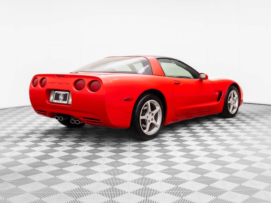 Used 2001 Chevrolet Corvette Coupe w/ Preferred Equipment Group1 image 7