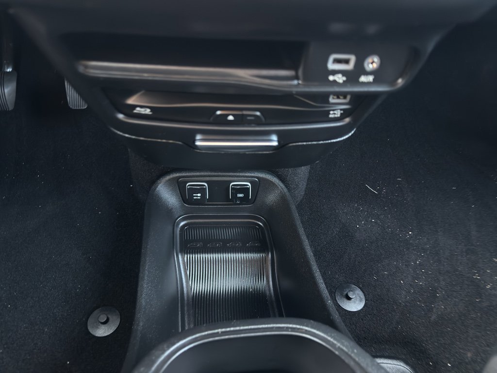 Used 2020 Chrysler Pacifica Touring-L Plus w/ Advanced Safetytec Group image 20