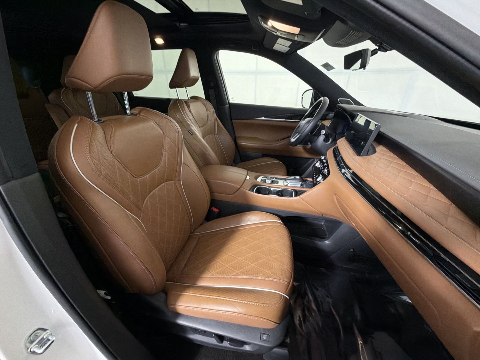 Used 2023 INFINITI QX60 Autograph w/ Cargo Package AWD/4WD image 28