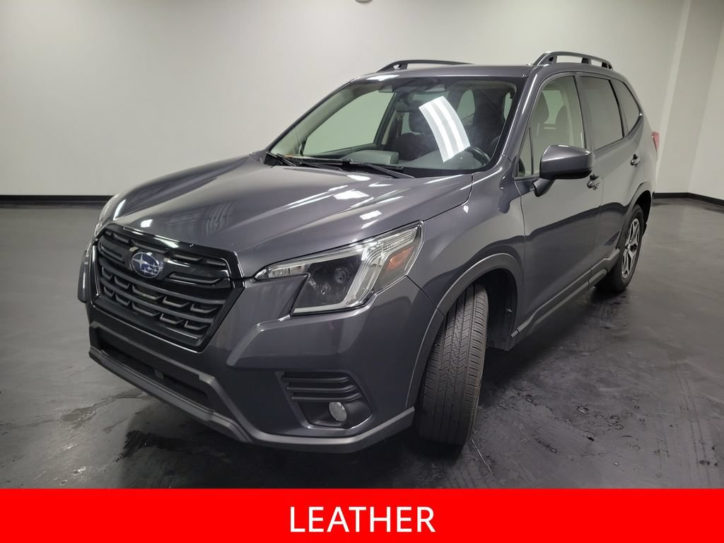 Used 2022 Subaru Forester Premium AWD/4WD image 4