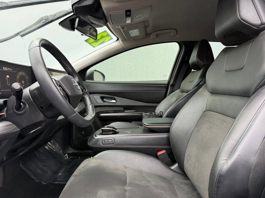 Used 2023 Nissan Ariya FWD image 14
