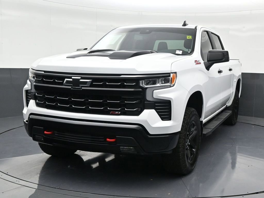 Used 2024 Chevrolet Silverado 1500 LT Trail Boss image 9