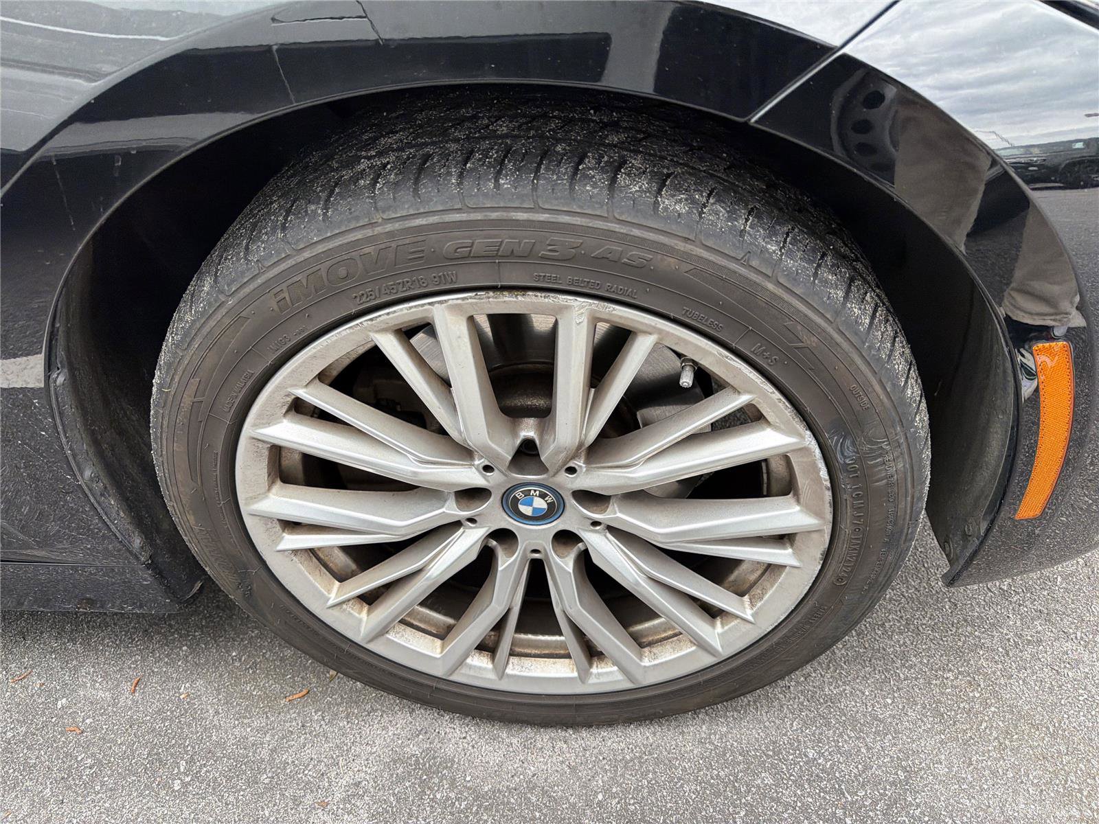 Used 2024 BMW 330e xDrive AWD/4WD image 8