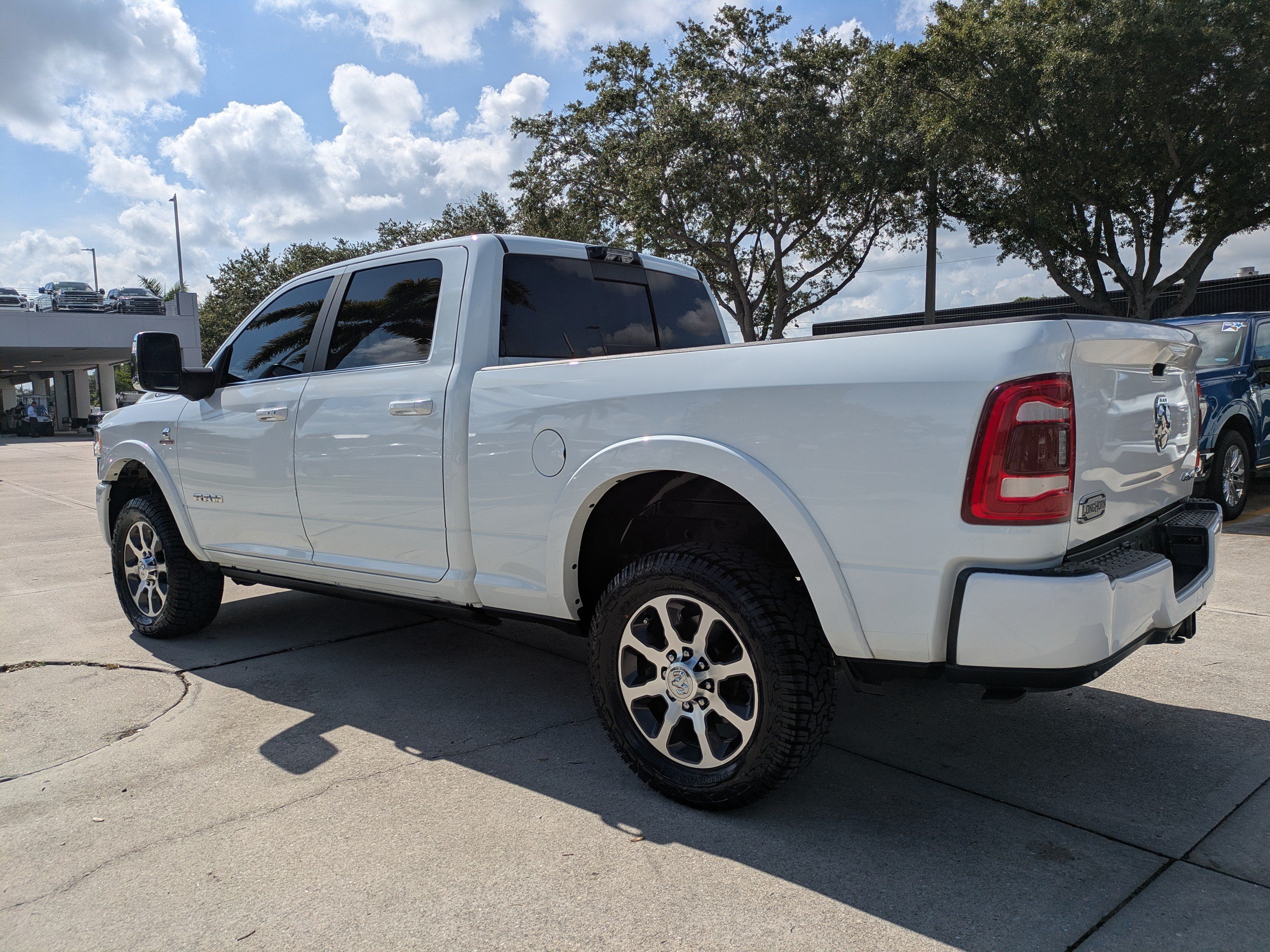 Used 2023 RAM 3500 Limited AWD/4WD image 6