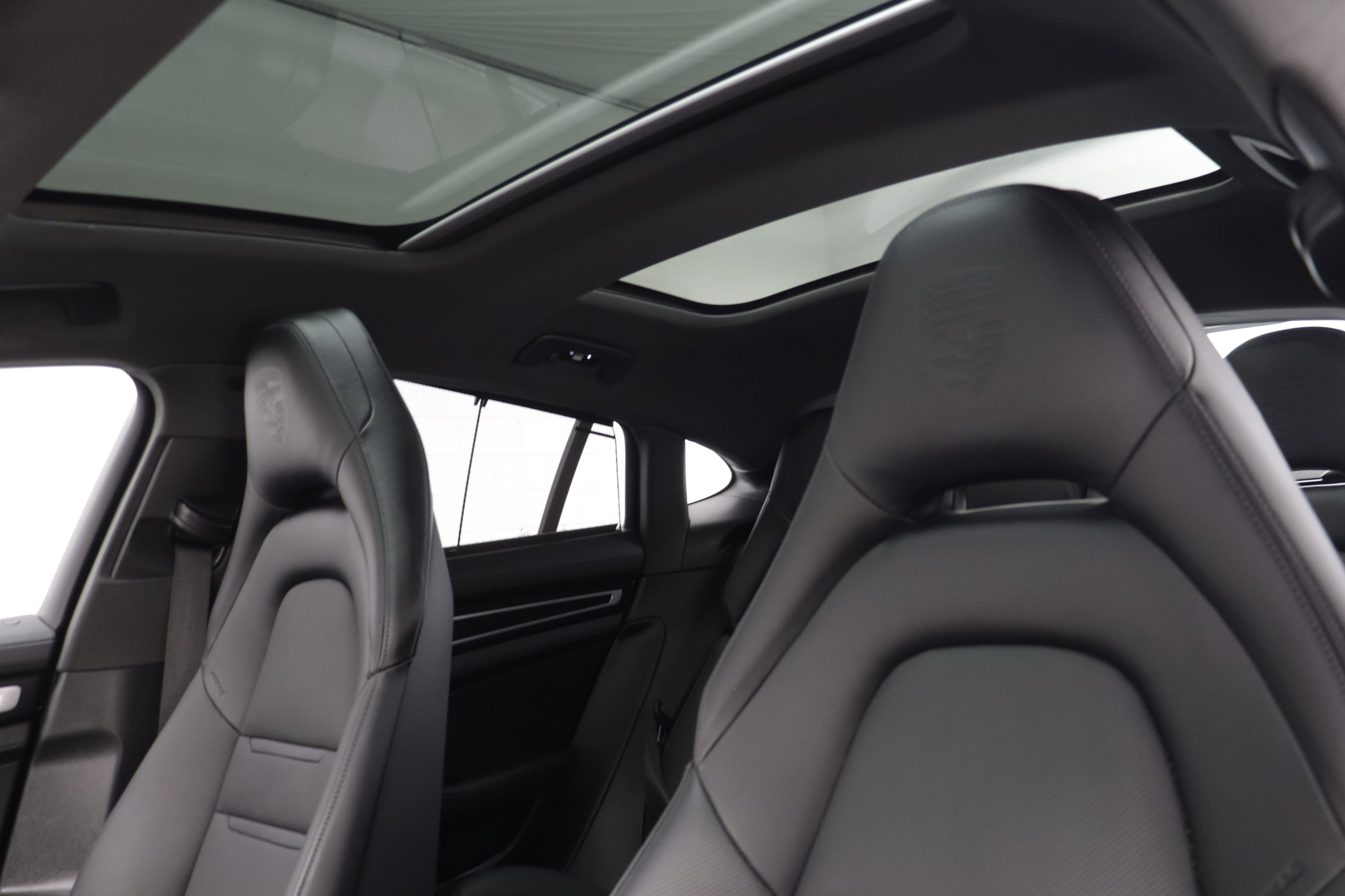 Used 2023 Porsche Panamera Platinum Edition RWD image 13