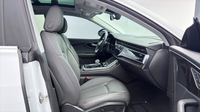 Used 2023 Audi Q8 Premium w/ Convenience Package AWD/4WD image 22