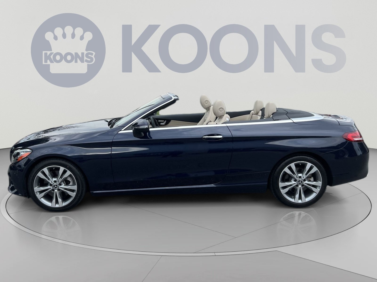 Used 2023 Mercedes-Benz C 300 4MATIC Cabriolet image 2