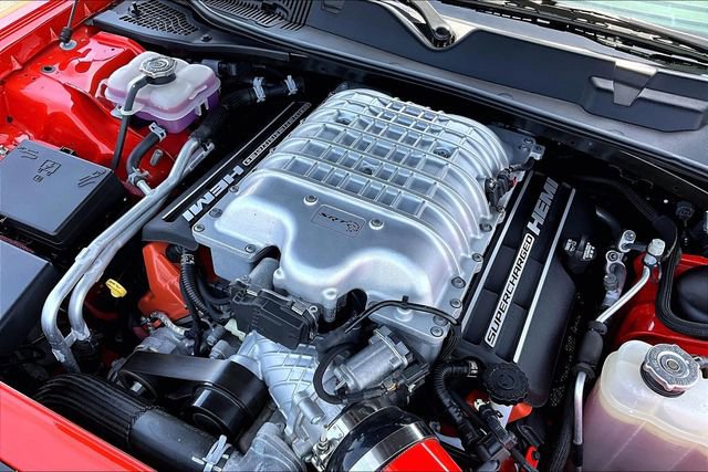 Used 2016 Dodge Challenger SRT Hellcat image 30