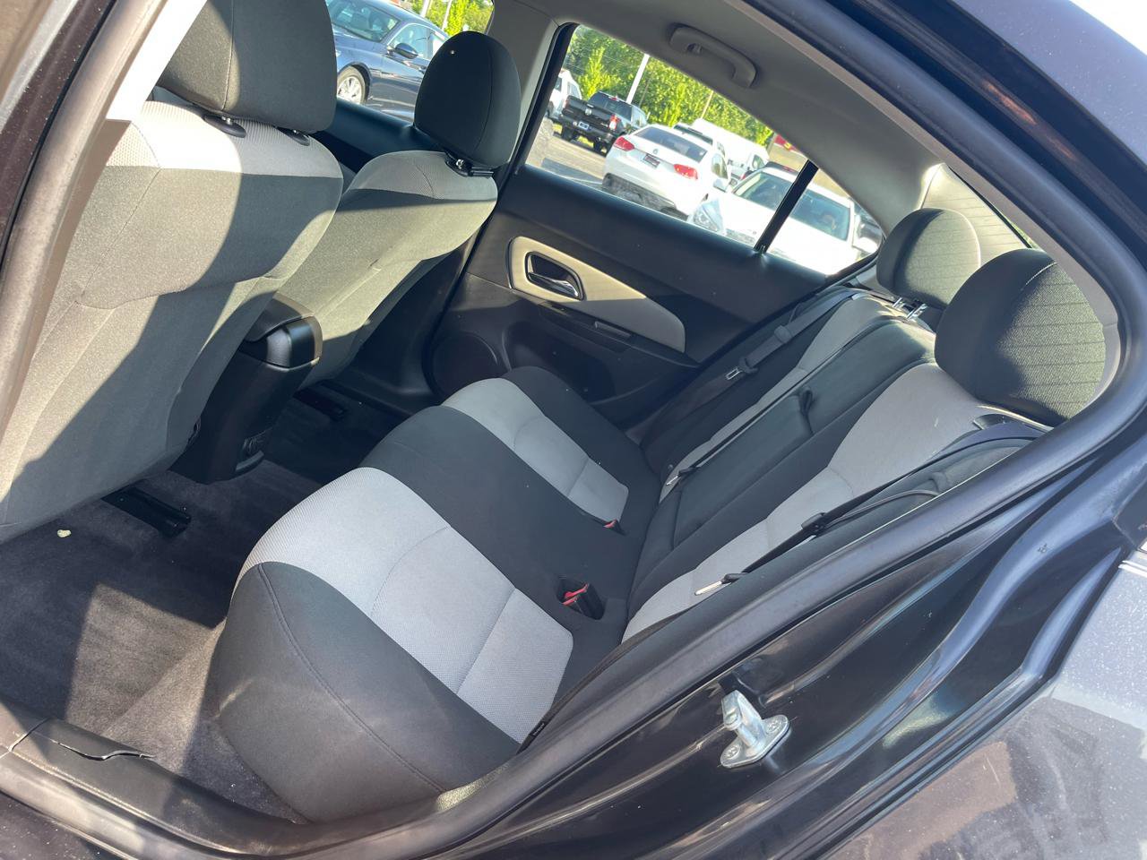Used 2012 Chevrolet Cruze LS w/ Connectivity Package FWD image 23