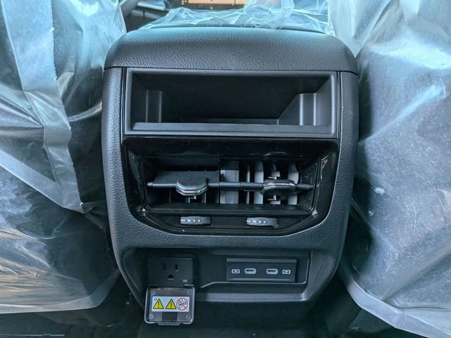 New 2026 Jeep Grand Cherokee Laredo image 14